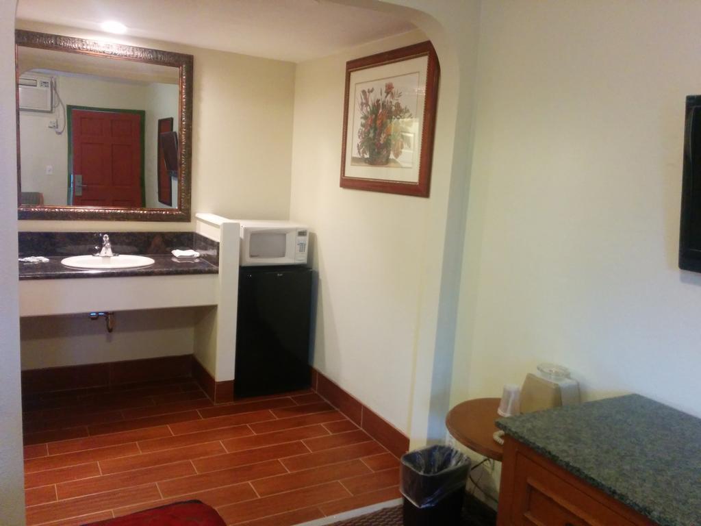 Sunshine Motel Сан Бернардино Екстериор снимка